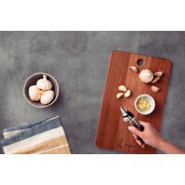 PRENSADOR DE AJOS UTILITA DE ZAMAK CROMADO CON MANGO DE ABS NEGRO