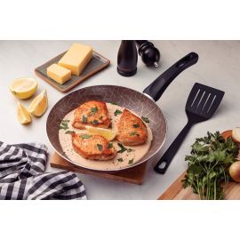 SARTEN PARIS DE ALUMINIO CON REVESTIMIENTO INTERNO Y EXTERNO DE ANTIADHERENTE STARFLON MAX COLOR ROJO Y ESPATULA DE NYLON 26 cm Y 1.8 L